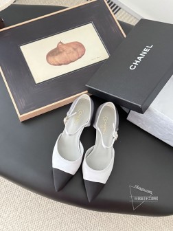 Chanel 25C新款玛丽珍尖头单鞋绝美玛丽珍系列 很难不爱鞋面真丝 内里羊皮 真皮大底Size3 99