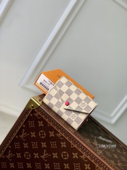 LV M58114 Monogram 帆布 钱夹 柔软皮扣 枚红色 顶级复刻