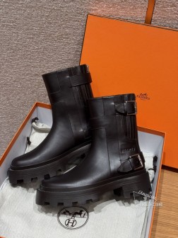 款式Style :217 Jaimy 及踝靴颜色Colour:乌木色Marron Ebene鞋面材料 323