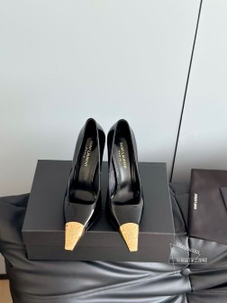 顶级品质圣罗兰ysl 2024春夏新品绝美 精致 优雅 性感尤物YSL上脚超好看哦鞋跟是重新开模定制 390