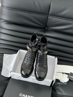 顶级版本 Chanel 23A秋冬手工坊新款短靴!鞋面妮布,内里羊皮,成本高!我们用的是三层真皮 1484