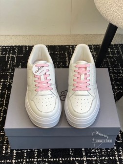 HOGAN 24ss 春夏最新运动休闲系列 松糕厚底休闲鞋 拼色工艺~休闲运动鞋履精湛手工设计融入军 339