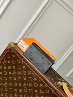 LV M69533 灰料COIN 卡夹 黑色Taiga皮革 顶级A货