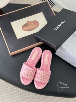 Chanel 小香25c新品菱格厚底松糕拖鞋夏天一定要入的拖鞋系列可文艺可时髦 穿搭率实在太高了 厚 78