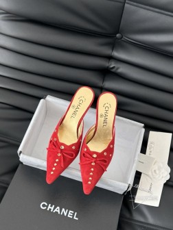 Chanel Vintage中古系列凉鞋简约而不简单的款,上脚特别显脚细。鞋面定制面,内里垫脚羊皮, 224