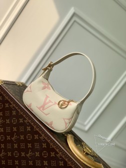 LV M82391 M82519 Mini Moon 手袋 Monogram Empreinte 压纹皮革