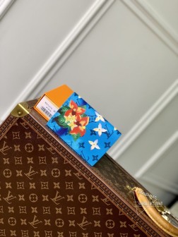 LV M83479 护照套 Monogram Surfin’ 涂层帆布 热带印花