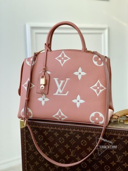 LV M45811 黑色 Grand Palais 手袋 柔软粒面皮革 超大 Monogram 复刻
