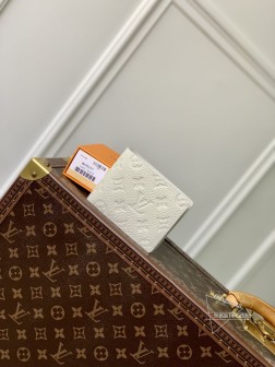 LV M69037 Multiple 钱夹 全粒面Taurillon皮革 米白色 Monogram