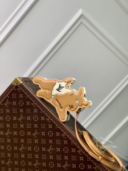 LV M83342 狗带 Monogram Craggie 高级A货材质 限量合作
