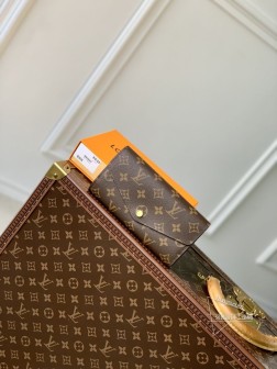 LV M60531 金扣紫红信封钱包 Monogram 帆布 19x10cm