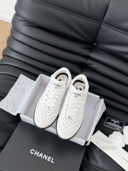 Chanel 24A小香最新菱格棒球鞋运动鞋!鞋面原版小羊皮菱格车线工艺,贵气十足的棒球鞋,脚感非常 1380