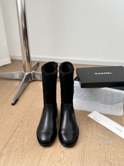 Chanel 雪地靴 秋冬暖心推荐 高品质认准我家实拍 穿腻了毫无特色的ugg 不妨来买这款,超级仙 1448