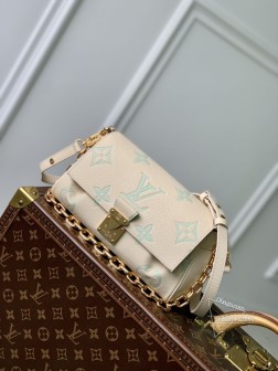 LV M45859 丝印绿 FAVORITE 手袋 | 柔软粒面皮革 Monogram 图案