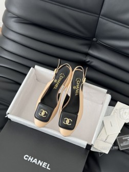 Chanel 25K书包扣单鞋经典的书包扣设计经典~鞋面 内里垫脚羊皮 真皮大底Size:35-39 116