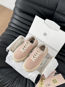 GGDB 小脏鞋新色出货啦!新款来袭 个性涂鸦,好看又百搭,细节拉满~今年最新版面 官网专柜限定款 956