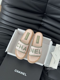 Chanel 25K新款字母拖鞋羊皮鞋面 内里羊皮 原版大底Size35-39 其他码数定做 130