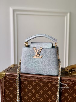 LV【capucines MM型号 59868珠光蓝白贝壳金扣迷你21cm】法国进口小牛皮