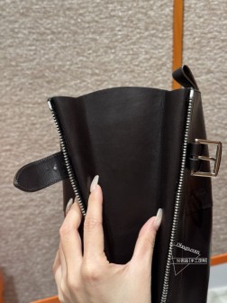 款式Style :218 Jaime Boot 长靴颜色Colour:乌木色Marron Ebene 311