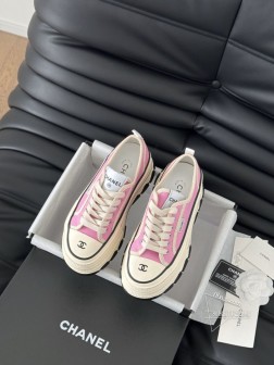 Chanel 25C隐藏款休闲小白鞋!Vintage感满满,中古复刻款get啦~小白鞋适配春夏,黑白 238