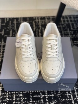 HOGAN 24ss 春夏最新运动休闲系列 松糕厚底休闲鞋 拼色工艺~休闲运动鞋履精湛手工设计融入军 340