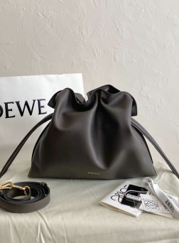 LOEWE Flamenco 中号巧克力色包 皮质 抽绳调节 大容量