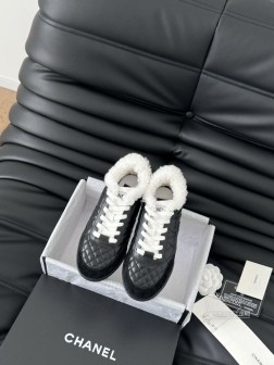 毛里Chanel 24A小香最新菱格棒球鞋运动鞋!鞋面原版小羊皮菱格车线工艺,贵气十足的棒球鞋,脚感 983