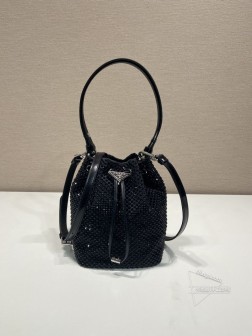 Prada普拉达 1BE067 水晶水桶包 仿水晶+缎面材料 代购