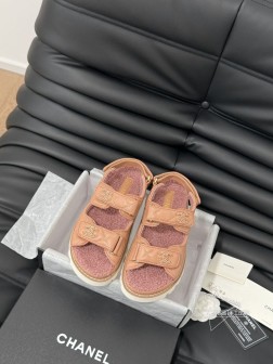 发泡大底版本 Chanel 24新款羊毛魔术贴凉鞋系列秋冬羊毛系列版本高版本 内里全羊毛 Size3 1179