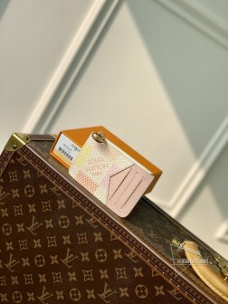 LV N40639 红方格 ROMY 卡夹 Monogram 帆布 高仿