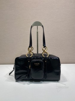 Prada普拉达 1BB138 大号 油腊皮单肩包 复古金属五金 复刻