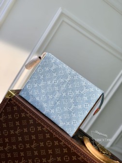 LV M47542 Pochette Accessoires 浅蓝色丹宁牛仔 顶级复刻
