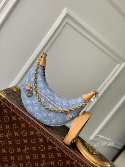 LV M24846 Loop 小号手袋 Monogram Denim 面料,皮革包角