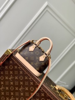 LV M82717 Alma Nano 贝壳手袋 天然皮革材质