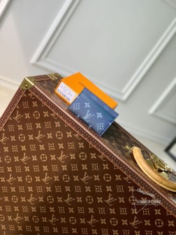 LV M11550蓝色口袋钱夹 Monogram Dust 帆布 优雅褪色