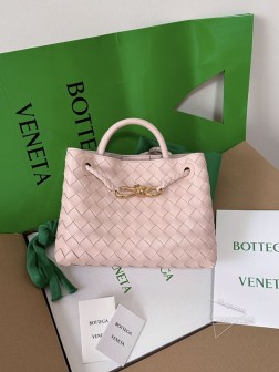 BV Andiamo八字扣小号公文包 - 莲花粉 - 老钱风