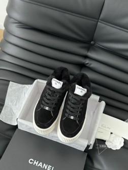 Chanel 24B新款毛毛松糕鞋这款毛拖真的是真太可爱了~柔软蓬松的毛毛,舒服暖脚!增高显腿长!秋 1458