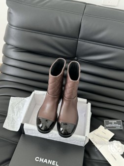 Chanel 小香24K新品菱格短靴原版11复刻 经典中的经典无论搭配裤装还是裙装都是完美小圆头的设 1264