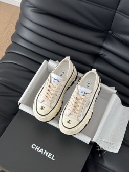 Chanel 25C隐藏款休闲小白鞋!Vintage感满满,中古复刻款get啦~小白鞋适配春夏,黑白 240