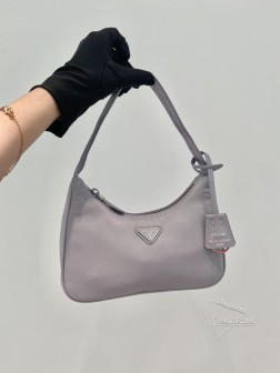 Prada普拉达 1NE515 月亮形中古包 藤萝紫 降落伞布料 Hobo腋下包 一比一