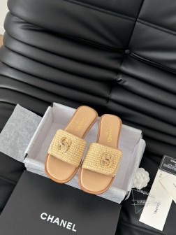 Chanel 25C新款拖鞋春夏新款,高版本高品质。鞋面垫脚羊皮,真皮大底!Size35-39 其他 565
