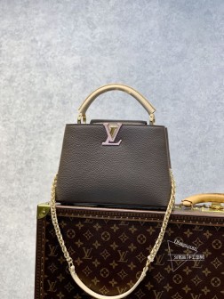 LV M59516 Capucines BB 手袋 卡其色 Taurillon 皮革编织链条