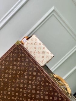 LV M83093 Zippy钱包 Monogram Dune帆布 2024邮轮展版