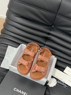 发泡大底版本 Chanel 24新款羊毛魔术贴凉鞋系列秋冬羊毛系列版本高版本 内里全羊毛 Size3 1162
