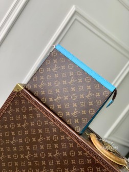 LV M12820 湖水蓝POCHETTE VOYAGE 中号手拿包,Mon材质