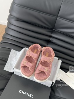 发泡大底版本 Chanel 24新款羊毛魔术贴凉鞋系列秋冬羊毛系列版本高版本 内里全羊毛 Size3 1156
