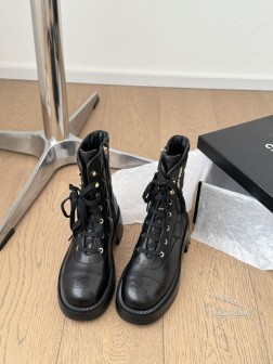Chanel 24K秋冬新款菱格刺绣机车靴小仙女们备战秋冬啦~顶级品质 鞋面牛皮 内里羊皮 原版大底 1077